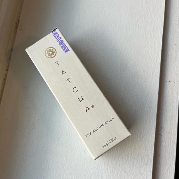 New in Box Tatcha The Serum Stick - Picture 2 of 7